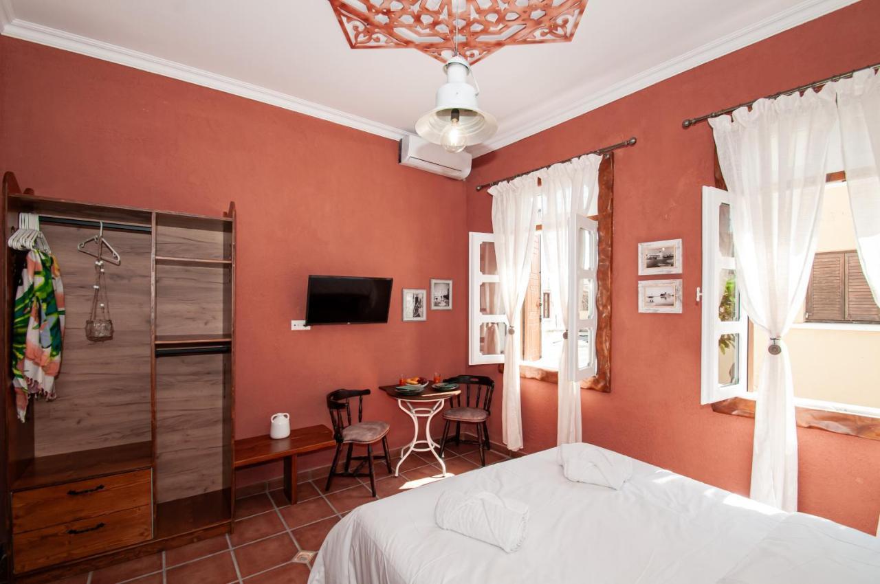 Apartment Tango *